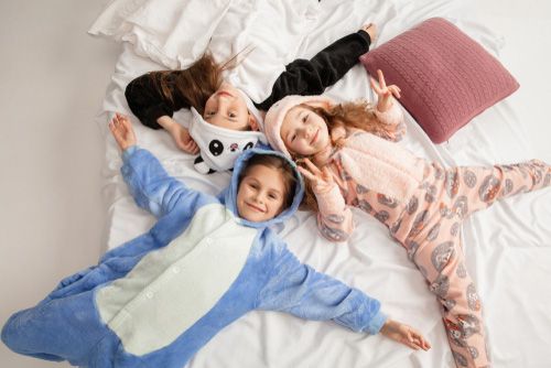 Ce pijamale dintr-o bucata sa alegi pentru copil?