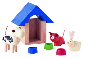 Plan Toys, Drewniane zwierzątka domowe z akcesoriami