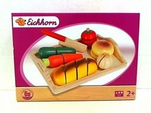 Eichhorn, deska z pieczywem i warzywami