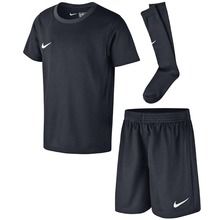 Komplet sportowy chłopięcy, T-shirt, Szorty, Getry piłkarskie, czarny, Nike Park 20 Little Kids Set