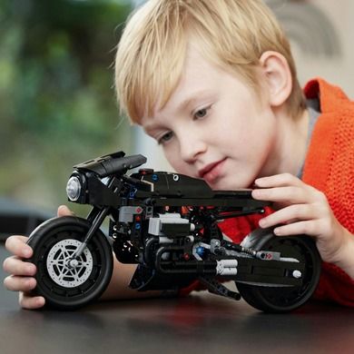 LEGO Technic, BATMAN - BATMOTOR, 42155