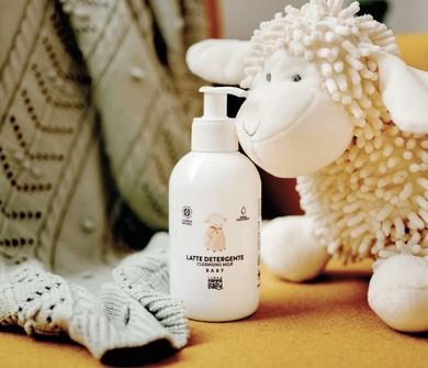 Linea MammaBaby, Cosmos, mleczko oczyszczające, bez spłukiwania, 250 ml