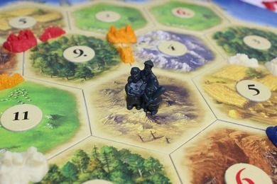 Galakta, Catan (Osadnicy z Catanu), gra strategiczna
