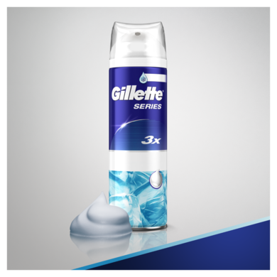 Gillette, Series Sensitive Cool, pianka do golenia dla mężczyzn, 250 ml