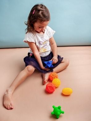 Mom's Care, Sensorky, piłeczki do masażu, piłeczki sensoryczne, 6 szt.