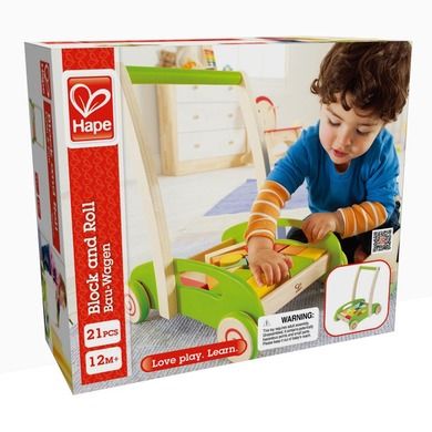 Hape, Wózek z klockami, pchacz, zabawka drewniana