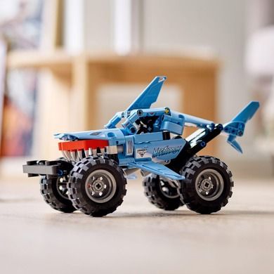 LEGO Technic, Monster Jam Megalodon, 42134