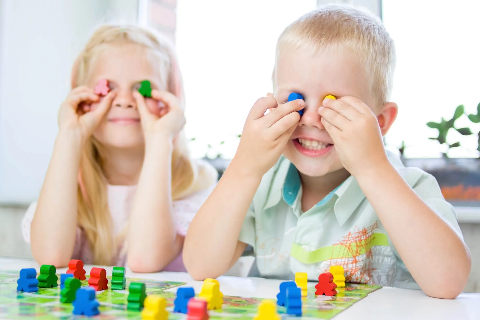 Gry dla czterolatka – TOP 10 gier dla przedszkolaków