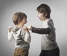 10 porad na kłótnie dzieci – sposoby rozwiązywania konfliktów między rodzeństwem