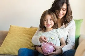 Jak nauczyć dziecko oszczędzania?