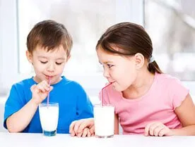 Mleko UHT - czym jest i czy jest szkodliwe dla dzieci?
