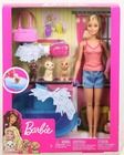 Barbie, Baie pentru caini, set de joaca cu papusa si accesorii
