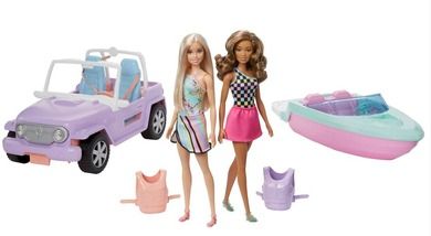 Barbie, Set cadou, 2 papusi + masina + barca