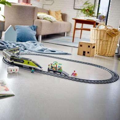 LEGO City, Tren expres de pasageri, 60337