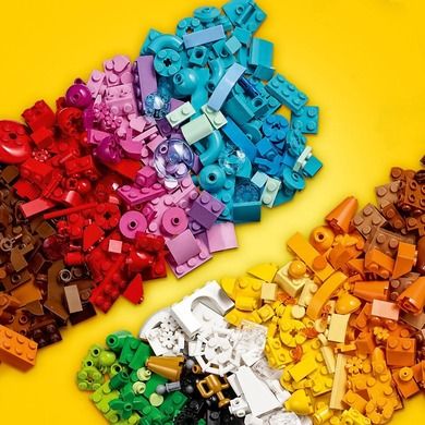 LEGO Classic, Cutie de petrecere creativa, 11029