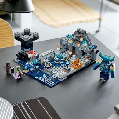 LEGO Minecraft, Batalia din Deep Dark, 21246