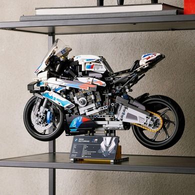 LEGO Technic, BMW M 1000 RR, 42130