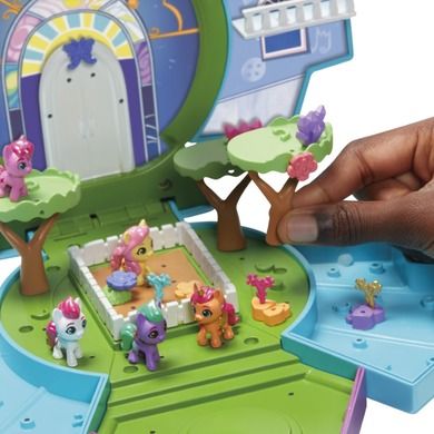 My Little Pony, Epic Mini Crystal Brighthouse, set de joaca cu figurine si accesorii