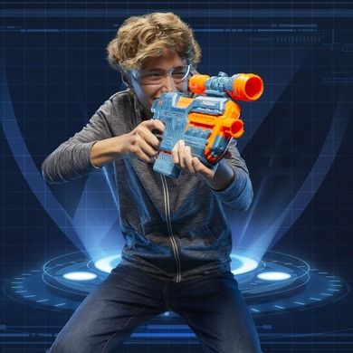 Nerf Elite 2.0 Phoenix, blaster si 12 proiectile