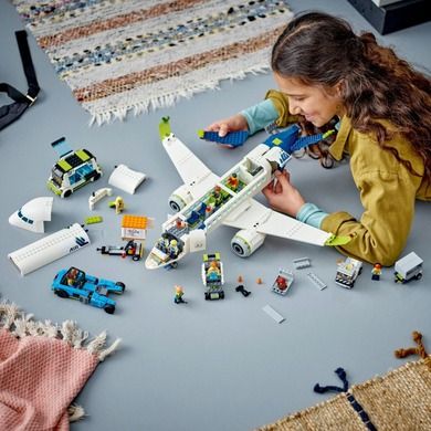 LEGO City, Avion de pasageri, 60367
