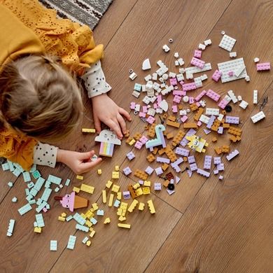 LEGO Classic, Distractie creativa in culori pastelate, 11028