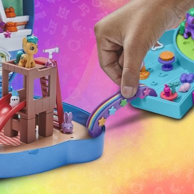 My Little Pony, Epic Mini Crystal Brighthouse, set de joaca cu figurine si accesorii