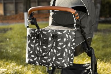 Kinderkraft, Prime, carucior multifunctional 2in1, negru + geanta Mommy Bag