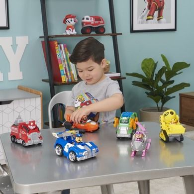 Paw Patrol, Rocky, vehicul cu figurina deluxe
