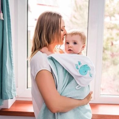 BabyOno, Balena, prosop de baie din bambus cu gluga, 85-85 cm