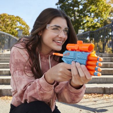 Nerf Elite 2.0, Prospect QS-4, blaster si 8 proiectile