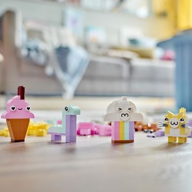 LEGO Classic, Distractie creativa in culori pastelate, 11028