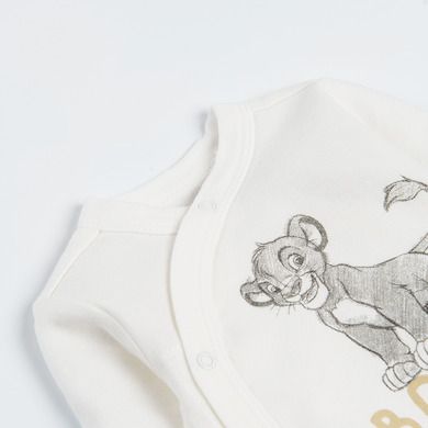 Set pentru baieti, Caciula, Body cu maneca lunga, Pijama tip salopeta, mix de culori, imprimeu Lion King