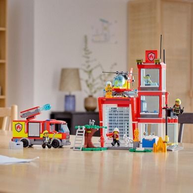 LEGO City, Remiza de pompieri, 60320