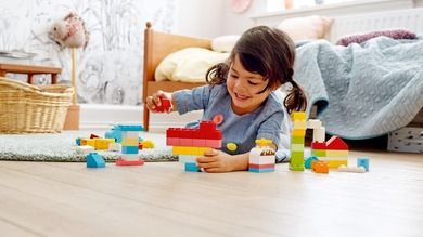 LEGO DUPLO Classic, Cutie pentru creatii distractive, 10909