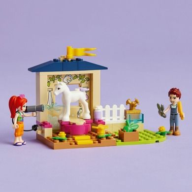 LEGO Friends, Grajd pentru ingrijirea poneiului, 41696