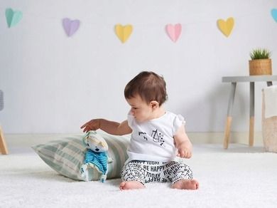 Tiny Love, Tiny Smarts, Ursulet polar Eleanor, Jucarie din material cu agatatoare