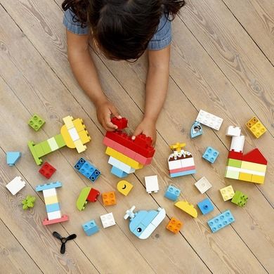LEGO DUPLO Classic, Cutie pentru creatii distractive, 10909