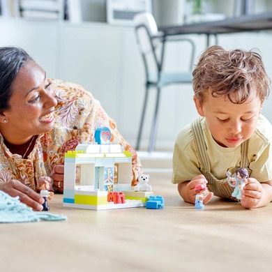 LEGO DUPLO, Vizita la doctor pentru salvare, 10968