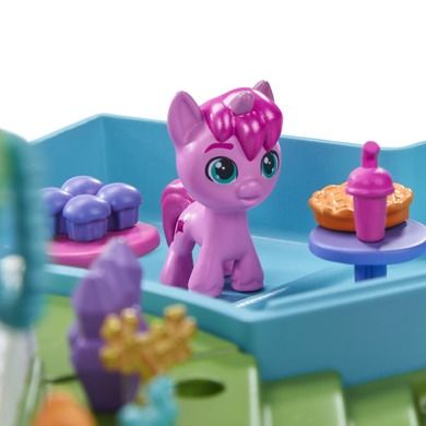 My Little Pony, Epic Mini Crystal Brighthouse, set de joaca cu figurine si accesorii