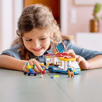 LEGO City Great Vehicles, Masina cu inghetata, 60253