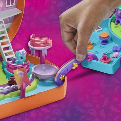 My Little Pony, Mini World Magic, Maretime Bay, set cu figurine si accesorii